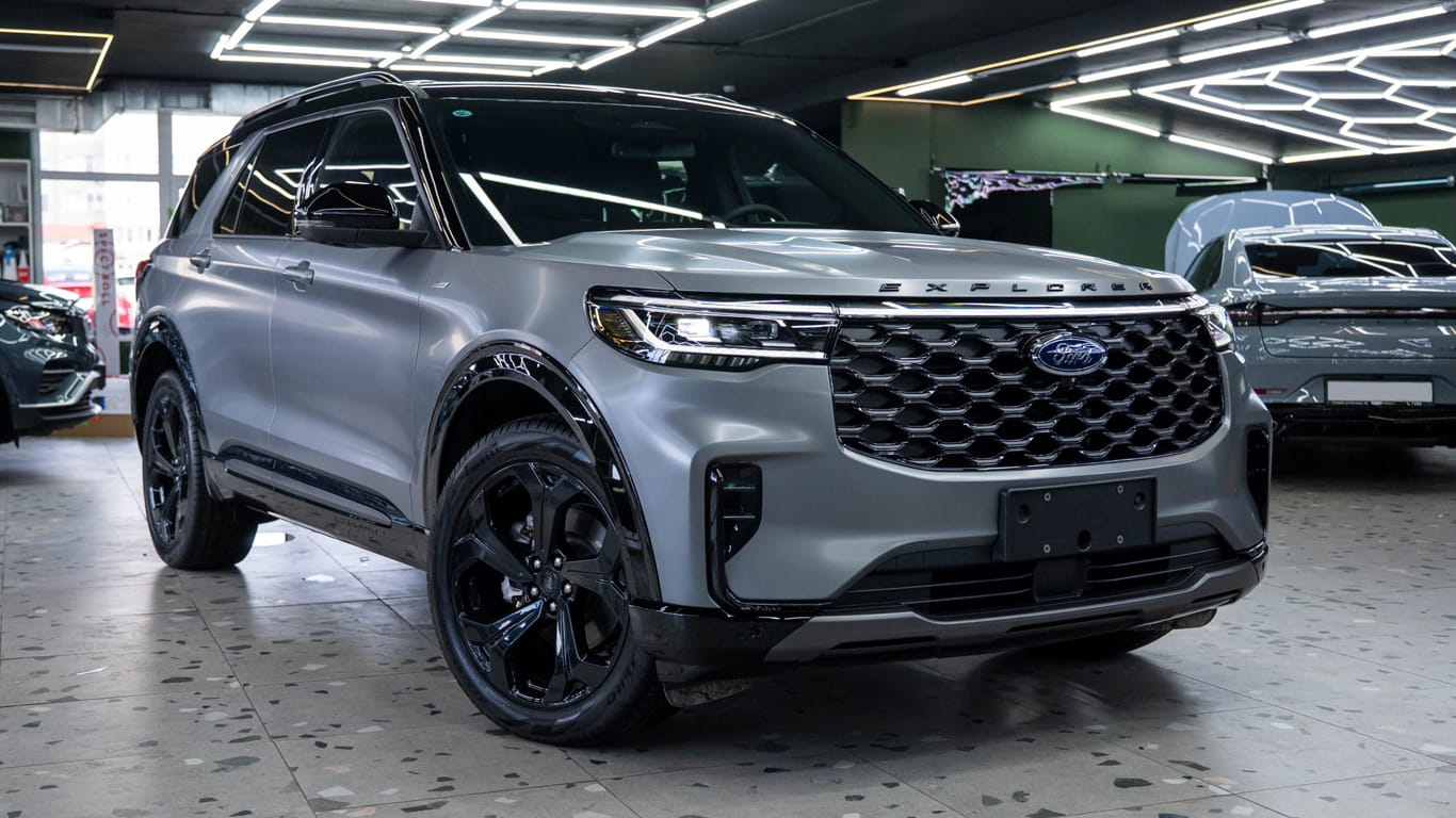 oklejka-matovoj-plenkoj-ford-explorer_0005_1