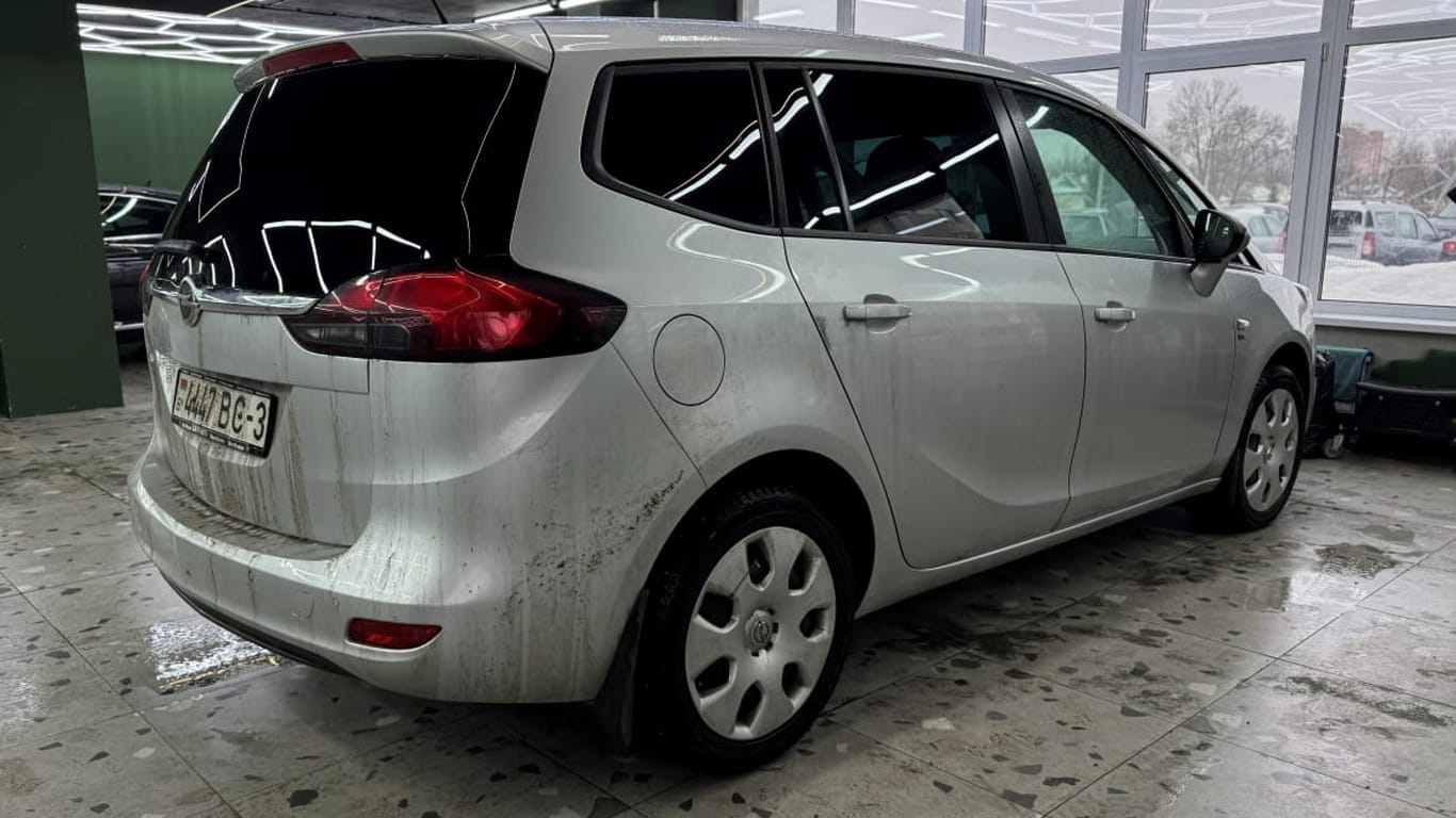 tonirovka-stekol-avto-opel-zafita_0001_2