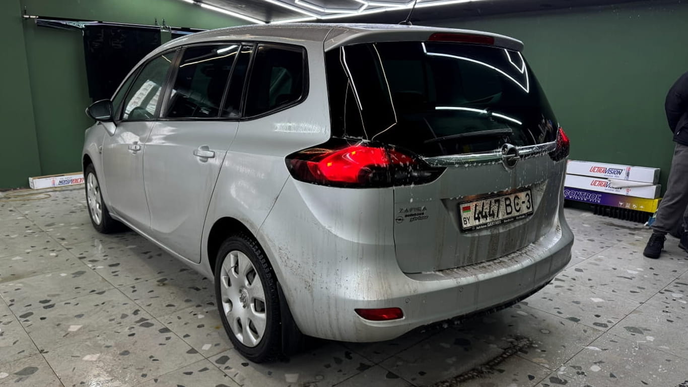 tonirovka-stekol-avto-opel-zafita_0008_9